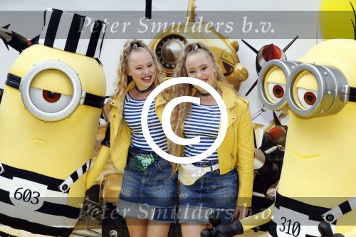 Amsterdam 17 juni 2017  
Premiere verschrikkelijke ikke in pathe arena. Mylene en Rosanne Waalenwijn