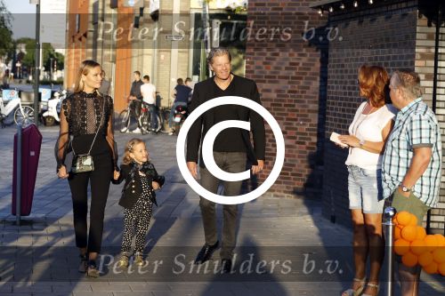 Nieuwegein 10 juni 2017
Feest voor Wesley Sneijder bij Will\'s in nieuwgein tbv het feit dat hij recordinternational voor nederland is geworden. Peter Bakker met zijn vrouw Natasha Poly en hun dochter