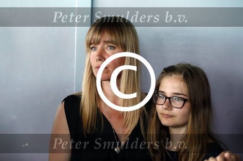 Zandvoort 1 juni 2017 
Boekpresentatie Peter Romer en zijn vrouw Anette Hock in standtent Rapa Nui . Hun kinderen waaronder Thijs en Nienke kregen het eerste boek. Nienke met dochter