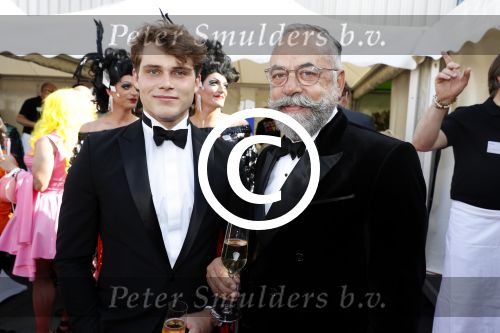 Amsterdam 17 juni 2017  
Amsterdam diner in het AFAS music hall in Amsterdam.  Oscar Hammerstein met een kennis