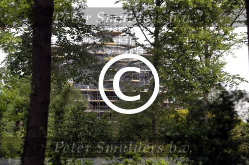 Den Haag 5 juni 2017
Paleis Huis ten Bosch wordt helemaal verbouwd. Het staat helemaal in de steigers.
