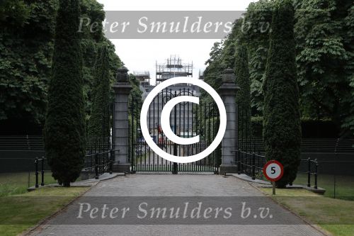 Den Haag 5 juni 2017
Paleis Huis ten Bosch wordt helemaal verbouwd. Het staat helemaal in de steigers.