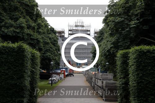 Den Haag 5 juni 2017
Paleis Huis ten Bosch wordt helemaal verbouwd. Het staat helemaal in de steigers.