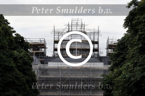 Den Haag 5 juni 2017
Paleis Huis ten Bosch wordt helemaal verbouwd. Het staat helemaal in de steigers.