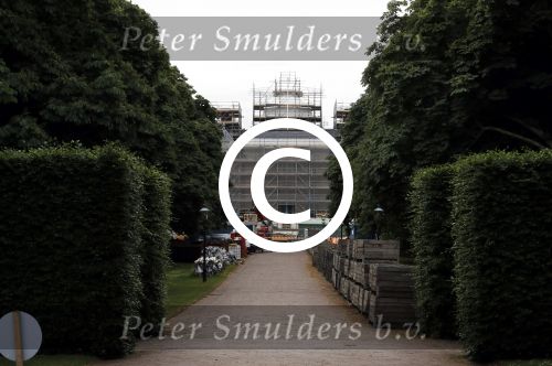 Den Haag 5 juni 2017
Paleis Huis ten Bosch wordt helemaal verbouwd. Het staat helemaal in de steigers.