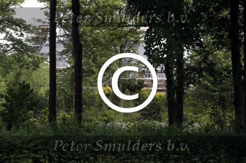 Den Haag 5 juni 2017
Paleis Huis ten Bosch wordt helemaal verbouwd. Het staat helemaal in de steigers.