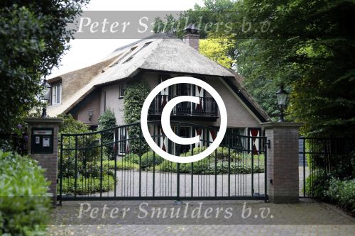 Schoorl 30 mei 2017
Naar dit huis zijn Patricia Paay en haar man Robert wezen kijken.