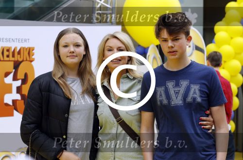 Amsterdam 17 juni 2017  
Premiere verschrikkelijke ikke in pathe arena. Pernille la Lau met kinderen
