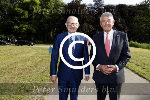 Haarzuilens 21 juni 2017
Haringparty bij kasteel de Haar. Pieter v Vollenhoven met Jaap Rost Onnes