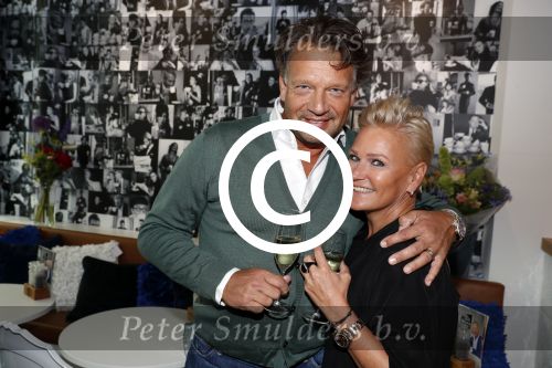 Rotterdam 16 juni 2017
Opening blushing Rotterdam van Gordon . raymond v d Ploeg