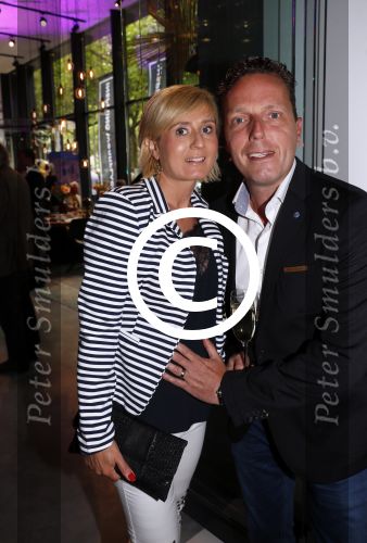 Rotterdam 16 juni 2017
Opening blushing Rotterdam van Gordon . Rob Geus met zijn zwangere vrouw