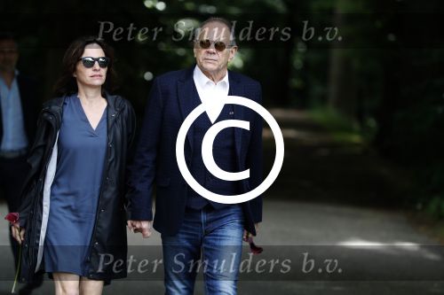 Vught 13 juni 2017
Herdenkingsdienst/ begrafenis van Sandra Reemer in kasteel Maurick. Rob de Nijs met zijn vrouw Henriette