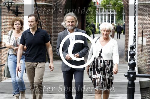 Vught 13 juni 2017
Herdenkingsdienst/ begrafenis van Sandra Reemer in kasteel Maurick. Roland Jan Heijn met zijn vriendin
