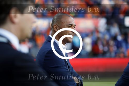Rotterdam 9 juni 2017
Nederland - Luxemburg in de kuip . De wedstrijd dat Wesley Sneijder record international wordt en waar Ruud Gullit en Dick Advocaat voor het eerst bondscoach en assistent zijn. Yolanthe Sneijder Cabau zit op de tribune met zoons Jessey en Xess Xava
