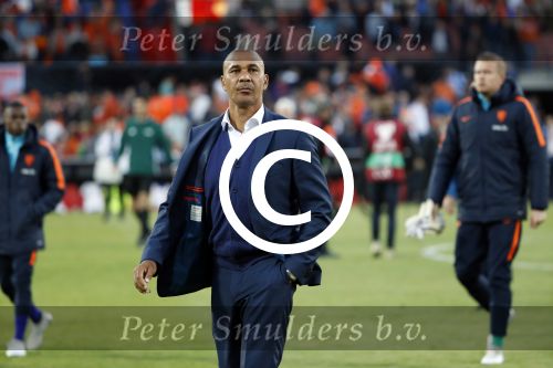 Rotterdam 9 juni 2017
Nederland - Luxemburg in de kuip . De wedstrijd dat Wesley Sneijder record international wordt en waar Ruud Gullit en Dick Advocaat voor het eerst bondscoach en assistent zijn. Yolanthe Sneijder Cabau zit op de tribune met zoons Jessey en Xess Xava