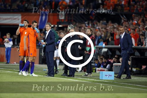 Rotterdam 9 juni 2017
Nederland - Luxemburg in de kuip . De wedstrijd dat Wesley Sneijder record international wordt en waar Ruud Gullit en Dick Advocaat voor het eerst bondscoach en assistent zijn. Yolanthe Sneijder Cabau zit op de tribune met zoons Jessey en Xess Xava