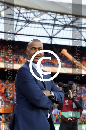 Rotterdam 9 juni 2017
Nederland - Luxemburg in de kuip . De wedstrijd dat Wesley Sneijder record international wordt en waar Ruud Gullit en Dick Advocaat voor het eerst bondscoach en assistent zijn. Yolanthe Sneijder Cabau zit op de tribune met zoons Jessey en Xess Xava