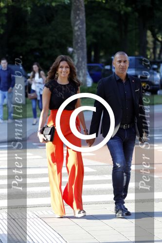 Nieuwegein 10 juni 2017
Ruud Gullit en zijn vriendin Karin de Rooij op weg naar festje Wesley Sneijder