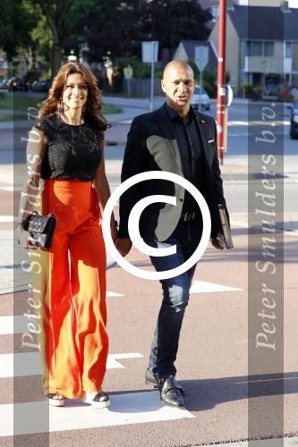 Nieuwegein 10 juni 2017
Ruud Gullit en zijn vriendin Karin de Rooij op weg naar festje Wesley Sneijder