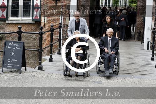 Vught 13 juni 2017
Herdenkingsdienst/ begrafenis van Sandra Reemer in kasteel Maurick. ouders Sandra