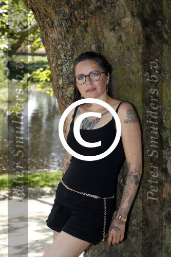 Amsterdam 15 juni 2017 
Sanne Kraaijkamp in het vondelpark.