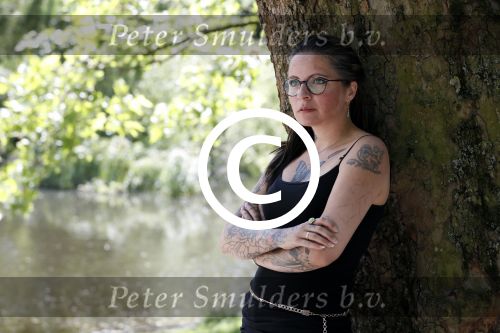 Amsterdam 15 juni 2017 
Sanne Kraaijkamp in het vondelpark.