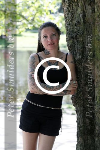 Amsterdam 15 juni 2017 
Sanne Kraaijkamp in het vondelpark.