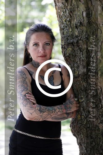 Amsterdam 15 juni 2017 
Sanne Kraaijkamp in het vondelpark.