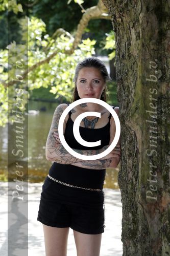 Amsterdam 15 juni 2017 
Sanne Kraaijkamp in het vondelpark.