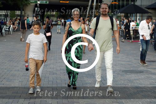 Amsterdam 21 juni 2017 
Sonja Silva met haar zoon en partner Pyke Pos.