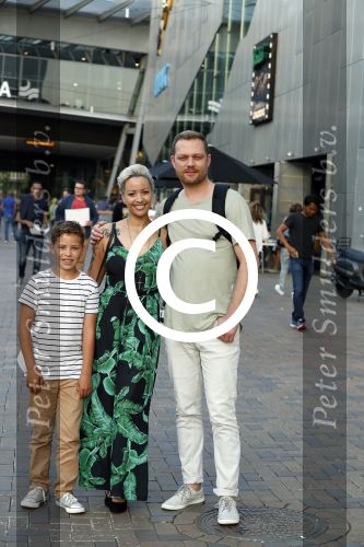 Amsterdam 21 juni 2017 
Sonja Silva met haar zoon en partner Pyke Pos.