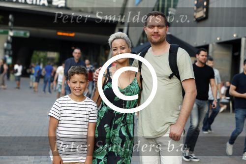 Amsterdam 21 juni 2017 
Sonja Silva met haar zoon en partner Pyke Pos.