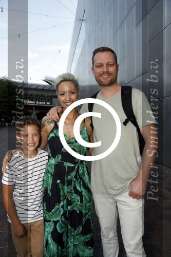 Amsterdam 21 juni 2017 
Sonja Silva met haar zoon en partner Pyke Pos.