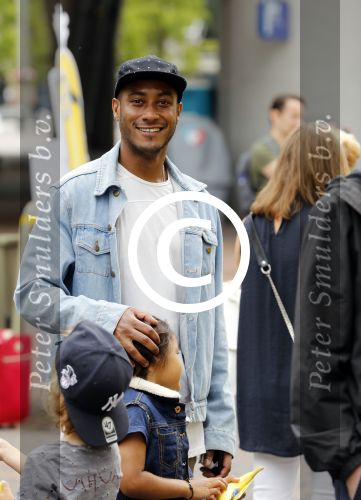Amsterdam 17 juni 2017
Premiere Verschrikkelijke Ikke in Pathe Arena. Sunnery james met zijn zoon Phyllon Gorre