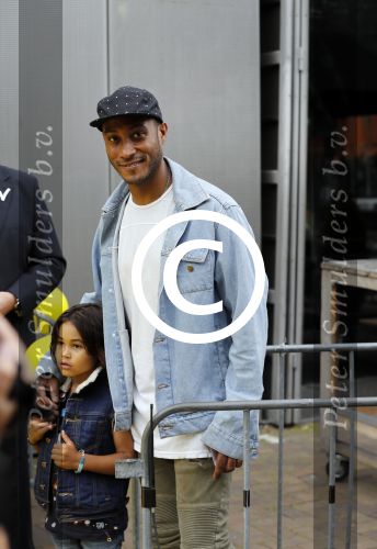 Amsterdam 17 juni 2017
Premiere Verschrikkelijke Ikke in Pathe Arena. Sunnery james met zijn zoon Phyllon Gorre