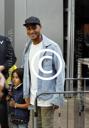 Amsterdam 17 juni 2017
Premiere Verschrikkelijke Ikke in Pathe Arena. Sunnery james met zijn zoon Phyllon Gorre