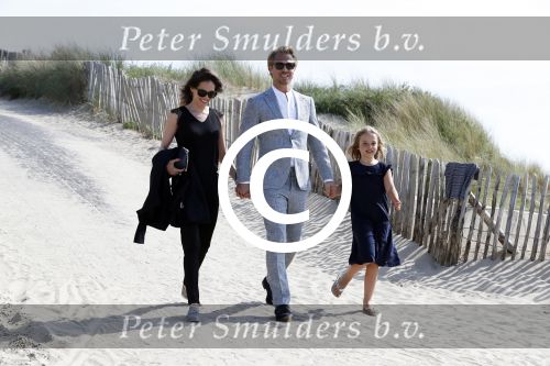 Zandvoort 1 juni 2017 
Boekpresentatie Peter Romer en zijn vrouw Anet Hock in standtent Rapa Nui . Hun kinderen waaronder Thijs en Nienke kregen het eerste boek. Het boek heet en nu ik! Thijs kwam voor het eerst met zijn nieuwe vriendin Igone de Jongh en zijn dochter Sammie