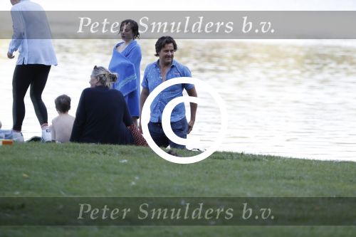 Amsterdam Amsterdamse Bos 17 juni 2017
Vincent Croiset met zijn zoons , zijn vriendin Tina de Bruin en hun baby Teddy , Annemarie Jung en Eva v d Gught met man en dochter