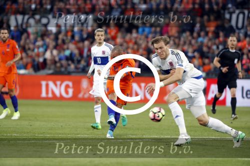 Rotterdam 9 juni 2017
Nederland - Luxemburg in de kuip . De wedstrijd dat Wesley Sneijder record international wordt en waar Ruud Gullit en Dick Advocaat voor het eerst bondscoach en assistent zijn. Yolanthe Sneijder Cabau zit op de tribune met zoons Jessey en Xess Xava