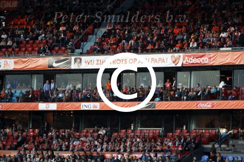Rotterdam 9 juni 2017
Nederland - Luxemburg in de kuip . De wedstrijd dat Wesley Sneijder record international wordt en waar Ruud Gullit en Dick Advocaat voor het eerst bondscoach en assistent zijn. Yolanthe Sneijder Cabau zit op de tribune met zoons Jessey en Xess Xava