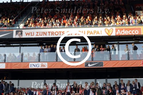 Rotterdam 9 juni 2017
Nederland - Luxemburg in de kuip . De wedstrijd dat Wesley Sneijder record international wordt en waar Ruud Gullit en Dick Advocaat voor het eerst bondscoach en assistent zijn. Yolanthe Sneijder Cabau zit op de tribune met zoons Jessey en Xess Xava