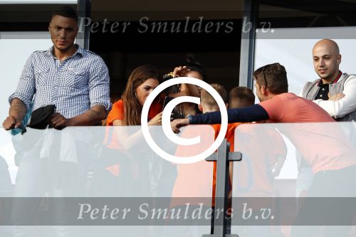 Rotterdam 9 juni 2017
Nederland - Luxemburg in de kuip . De wedstrijd dat Wesley Sneijder record international wordt en waar Ruud Gullit en Dick Advocaat voor het eerst bondscoach en assistent zijn. Yolanthe Sneijder Cabau zit op de tribune met zoons Jessey en Xess Xava