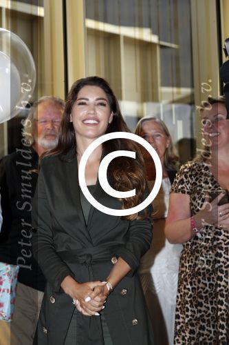Amsterdam 22 mei 2017
Boekpresentatie Xelly Cabau v Kasbergen in het W hotel in Amsterdam. Yolanthe en 8 andere broers en zussen alsmede haar moeder Richarda en haar man.