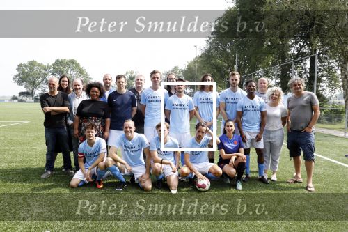 Durgerdam 31 mei 2018 
Presentatie Cast Allstars , Cast: Kees Boot, Lucas Hamming, Levi van Kempen, Jim Bakkum, Urvin Monte, Mike Weerts, Jasper Demollin, Alex Hendrickx en Bart van den Donker tijdens de perspresentatie van All Stars de Musical bij voetbalvereniging DRC te Durgerdam. Ook aanwezig Jean v d Velde Thomas Acda Frank Lammers Frederik Brom Cas Jansen en Yannick v d Velde.