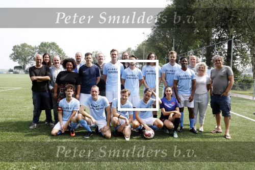 Durgerdam 31 mei 2018 
Presentatie Cast Allstars , Cast: Kees Boot, Lucas Hamming, Levi van Kempen, Jim Bakkum, Urvin Monte, Mike Weerts, Jasper Demollin, Alex Hendrickx en Bart van den Donker tijdens de perspresentatie van All Stars de Musical bij voetbalvereniging DRC te Durgerdam. Ook aanwezig Jean v d Velde Thomas Acda Frank Lammers Frederik Brom Cas Jansen en Yannick v d Velde.