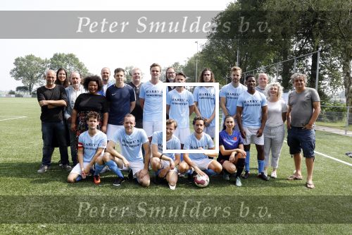 Durgerdam 31 mei 2018 
Presentatie Cast Allstars , Cast: Kees Boot, Lucas Hamming, Levi van Kempen, Jim Bakkum, Urvin Monte, Mike Weerts, Jasper Demollin, Alex Hendrickx en Bart van den Donker tijdens de perspresentatie van All Stars de Musical bij voetbalvereniging DRC te Durgerdam. Ook aanwezig Jean v d Velde Thomas Acda Frank Lammers Frederik Brom Cas Jansen en Yannick v d Velde.