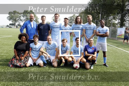 Durgerdam 31 mei 2018 
Presentatie Cast Allstars , Cast: Kees Boot, Lucas Hamming, Levi van Kempen, Jim Bakkum, Urvin Monte, Mike Weerts, Jasper Demollin, Alex Hendrickx en Bart van den Donker tijdens de perspresentatie van All Stars de Musical bij voetbalvereniging DRC te Durgerdam. Ook aanwezig Jean v d Velde Thomas Acda Frank Lammers Frederik Brom Cas Jansen en Yannick v d Velde.