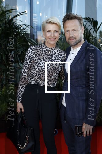 Amsterdam 5 juni 2018
Premiere Jurassic world in het amsterdam theater. Anita Witzier met man