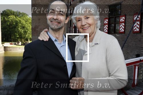 Haarzuilens 6 juni 2018
Opening expositie in kasteel de haar met oa Rene Mioch Annewil Blankers Renee Soutendijk en Willeke v Ammelrooij. Annewil met zoon