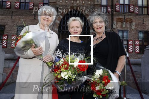 Haarzuilens 6 juni 2018
Opening expositie in kasteel de haar met oa Rene Mioch Annewil Blankers Renee Soutendijk en Willeke v Ammelrooij.